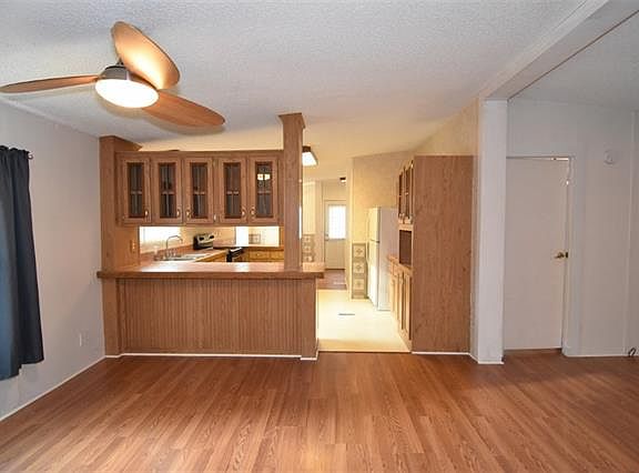 5th image of 3442 Rock Creek Dr