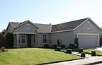 Fresno 3BR 2BA, Great Single-story Beazer Home 3/2 with open
