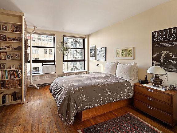 4th image of 240 W 23rd St APT 5A