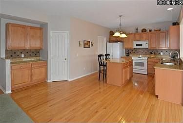 4th image of 3563 Bellcrest Dr