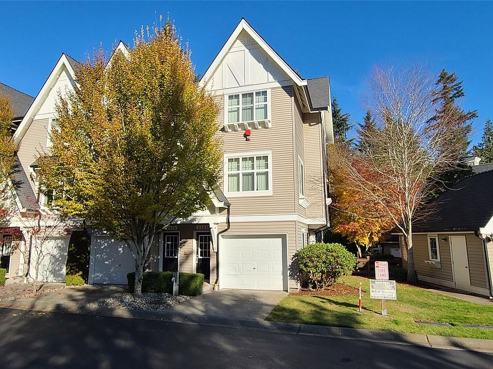 1st image of 22658 NE Alder Crest Ln