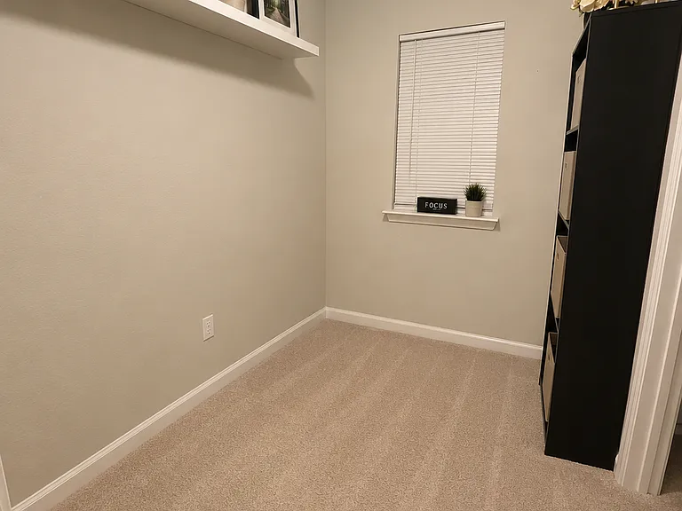 1020 Luxor Ave — Photo 24