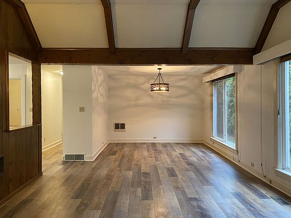 4th image of 3461 Avalon Dr