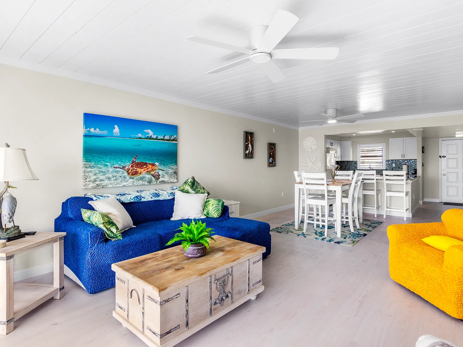 2 bed, 1300 sqft, $7,000 — Photo 3