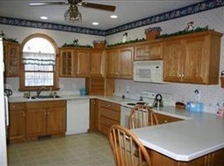 10492 Smith Rd, Litchfield, OH 44253