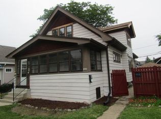 1610 S 77th St, West Allis, WI 53214