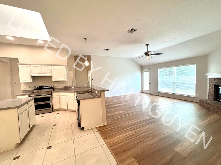 1602 Crestmeadow Ln — Photo 6
