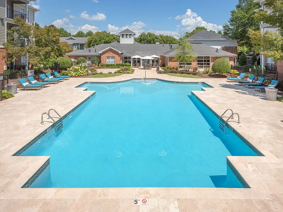 Presley Oaks apartments community photo