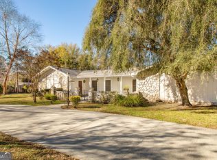 1285 Lynn Dr, Waycross, GA 31501