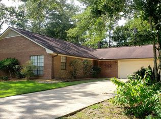 5636 Ahuawa Pl, Diamondhead, MS 39525