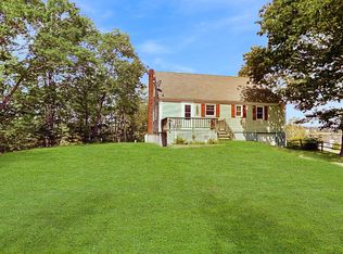 20 Rainbow Ln, New Harbor, ME 04554
