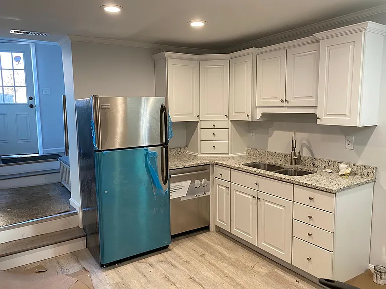 112 Langley Rd — Photo 6