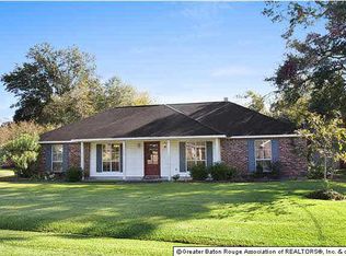 14222 Troy Duplessis Rd, Gonzales, LA 70737