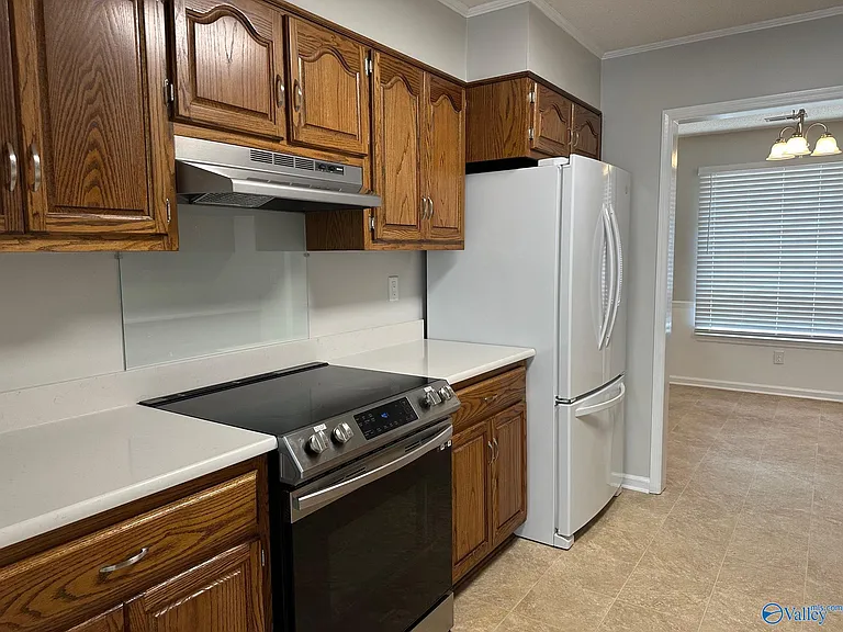 101 Springfield Ln — Photo 6