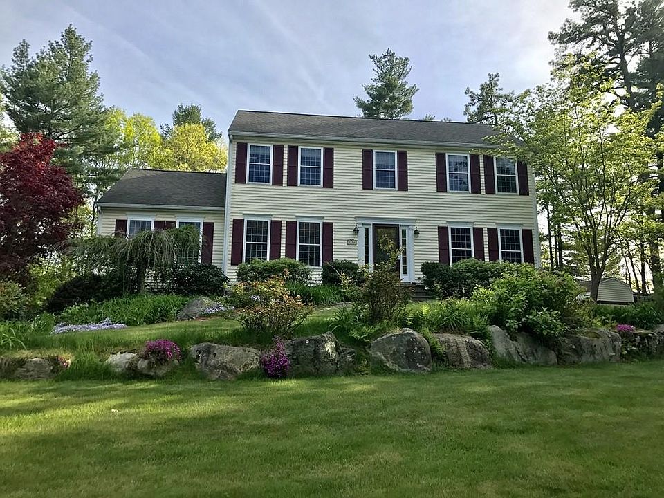 1st image of 15 Johnson Dr