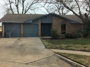 313 NE 48th St, Lawton, OK 73507