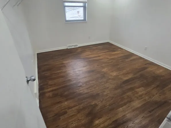 4970 Sienna Ln, Columbus, OH 43229