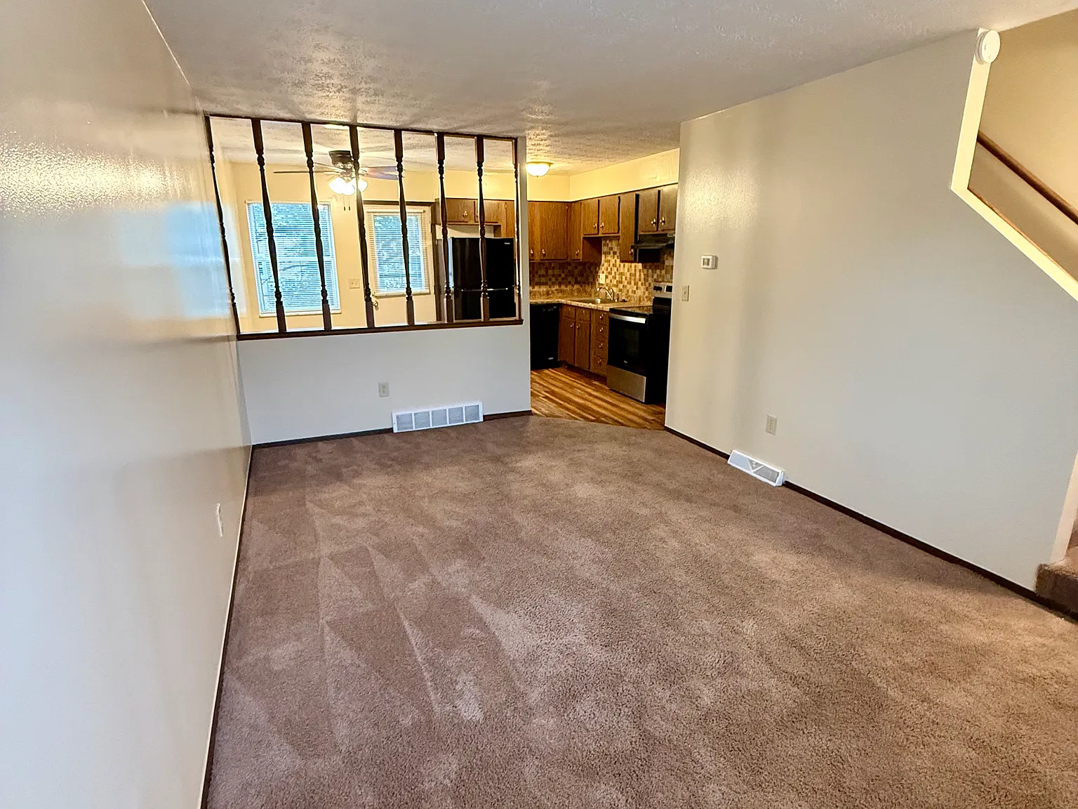 2 bed, 1345 sqft, $1,140 — Photo 2