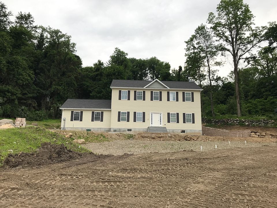 2nd image of 3186 Strang Blvd