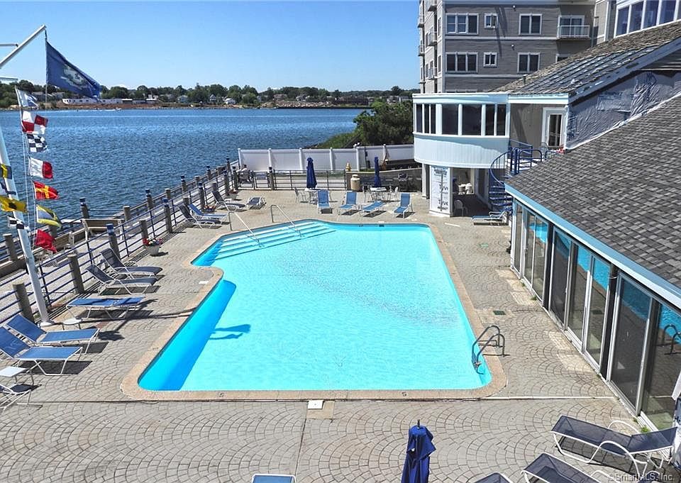 1st image of 55 Harbour Close #55