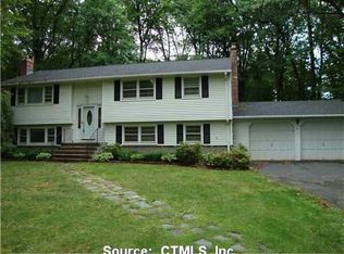 61 Forestview Dr, Vernon, CT 06066