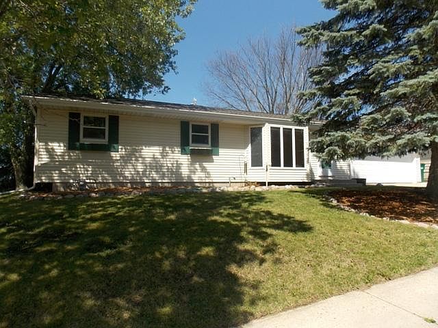 1st image of 1524 Roosevelt Dr S