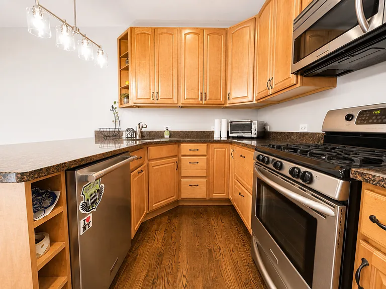 3323 W Washington Blvd — Photo 10