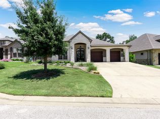2916 Boxelder Dr, Bryan, TX 77807