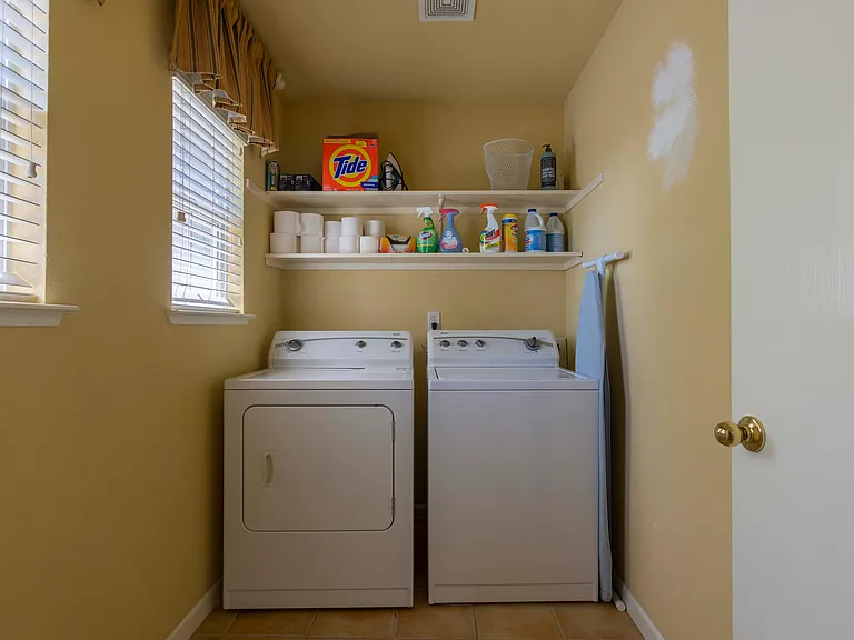 4922 Kokomo Dr — Photo 14