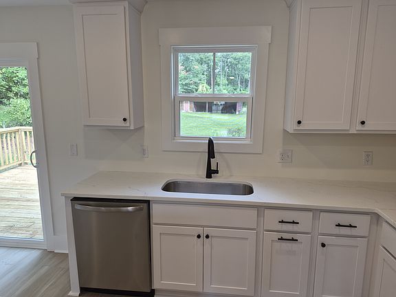5th image of 2360 Malmo Loop Rd NE