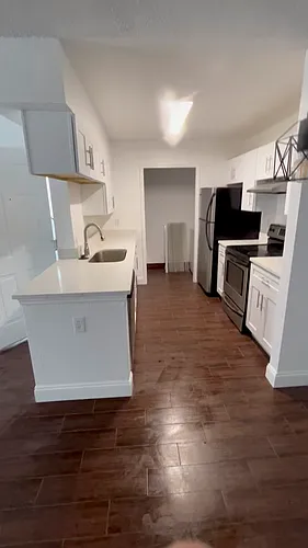 2550 N Alafaya Trl Photo 1
