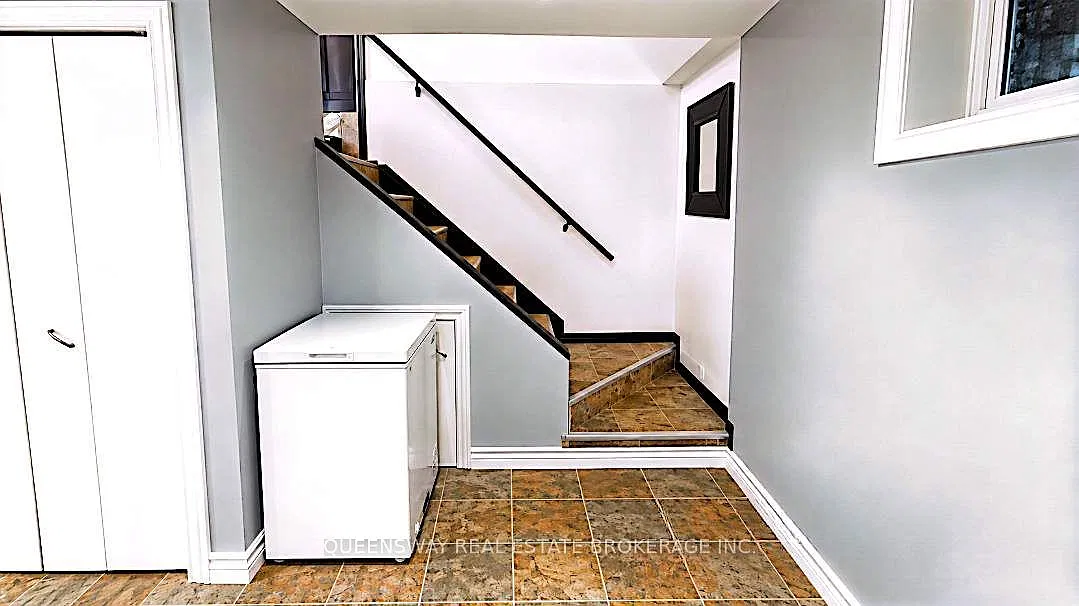 2 bed, $1,950 — Photo 4