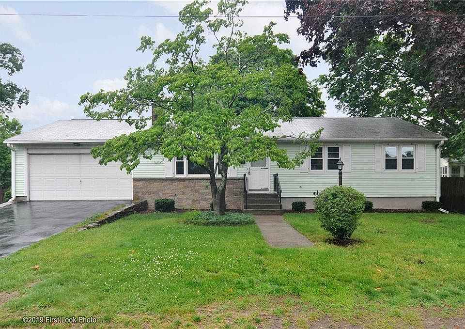 189 Norwood Ave, Warwick, RI 02888 Zillow
