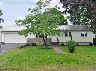 189 Norwood Ave, Warwick, RI 02888