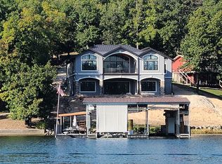 78 Bonnie Point, Lake Ozark, MO 65049