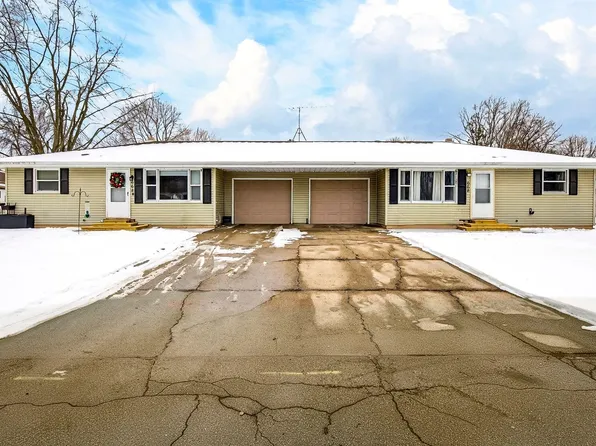 664 W Factory St, Seymour, WI 54165