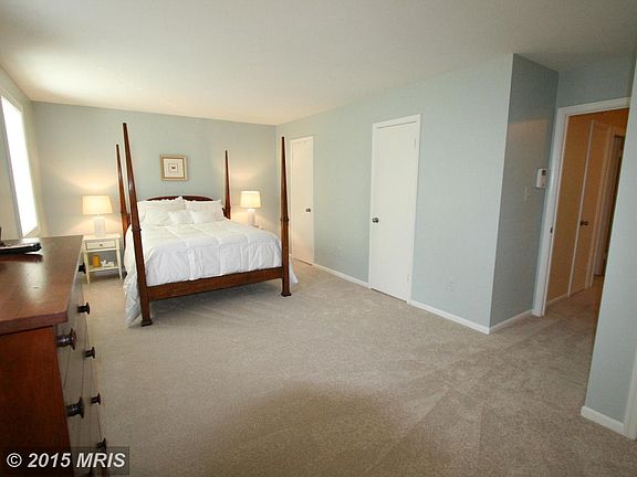 5th image of 10112 Dundalk St