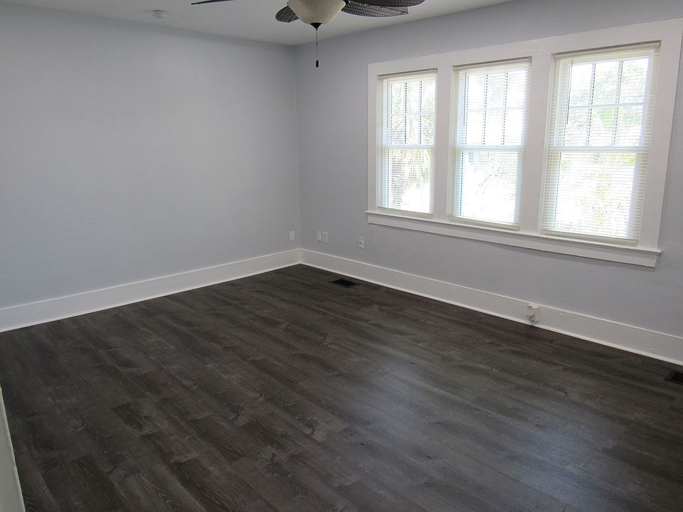 living room_04062023