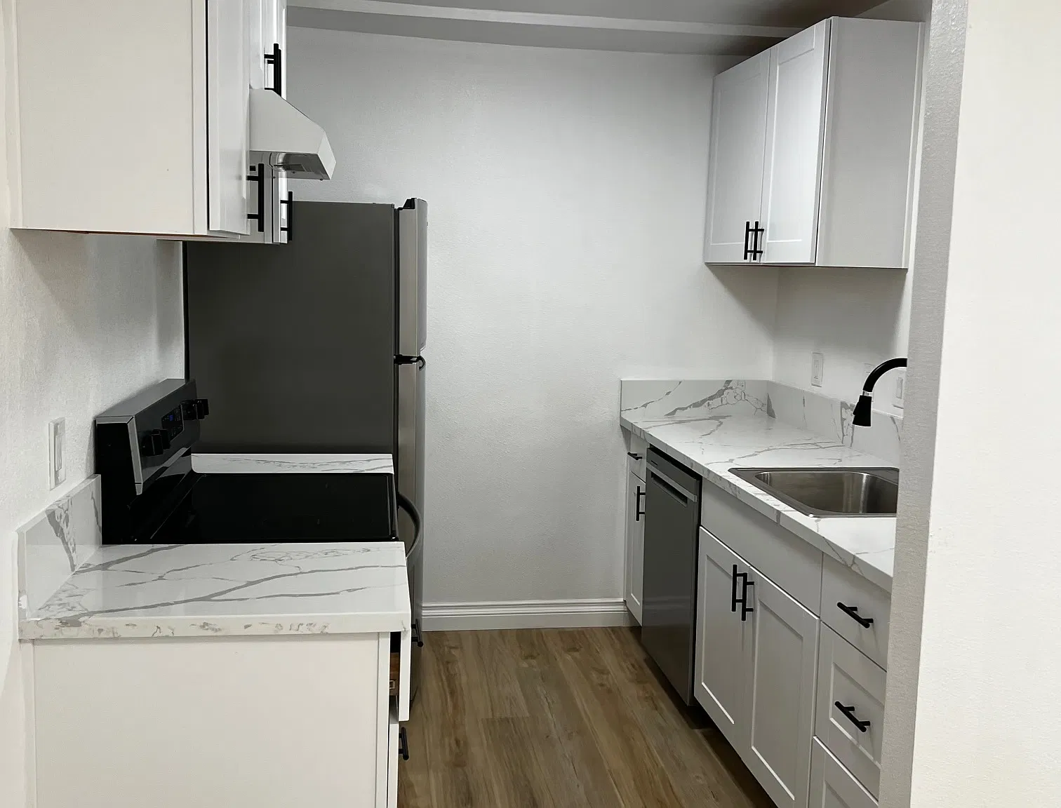4030 Front St — Photo 2