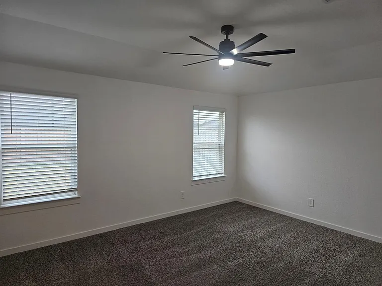 3831 Beltingham Bend Way — Photo 34