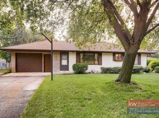 11402 Wren St NW, Coon Rapids, MN 55433
