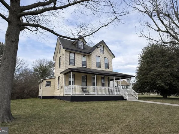 6737 Park Ave, Pennsauken, NJ 08109