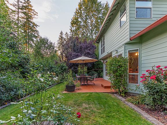 3rd image of 10900 NE 26th Ave
