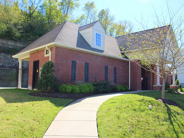 7277 Charlotte Pike #105 — Photo 3