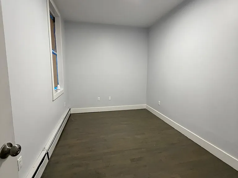 2288 Beaumont Ave #Q — Photo 3