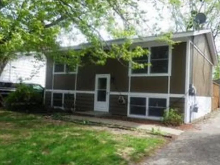 5945 Sunset Rd — Photo 7
