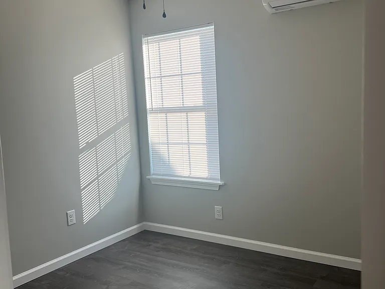 348 Elm St — Photo 16
