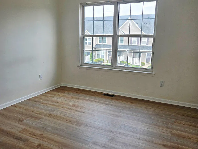 5701 Essex Ln — Photo 31