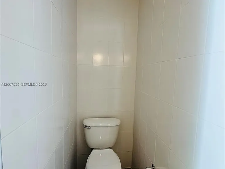 2816 Pine Tree Dr #3 — Photo 13