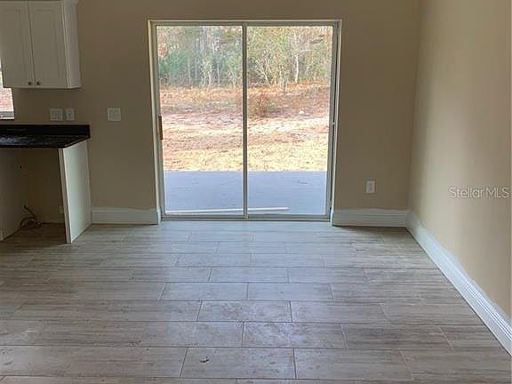 5th image of 988 W Glenhaven Dr